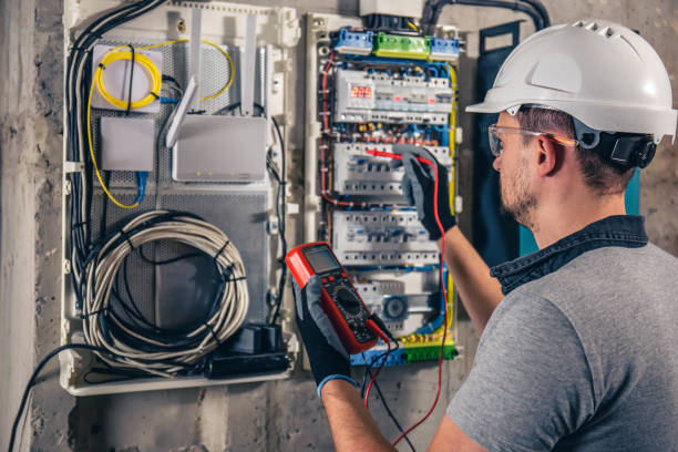 Best Electrical Outlet Repair  in Clintonville, WI