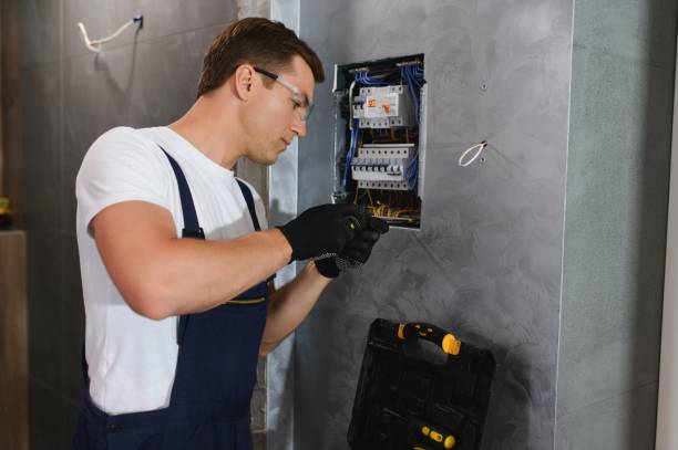  Clintonville, WI Electrician Pros