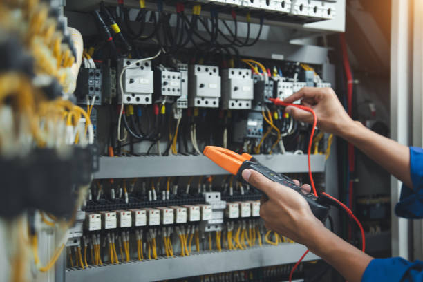 Best Emergency Electrician Near Me  in Clintonville, WI
